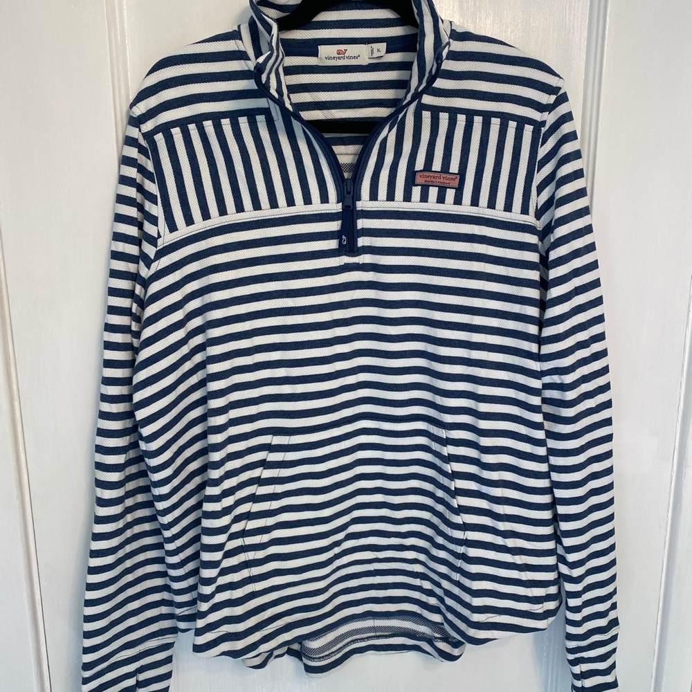 Vineyard Vines Sweatshirt